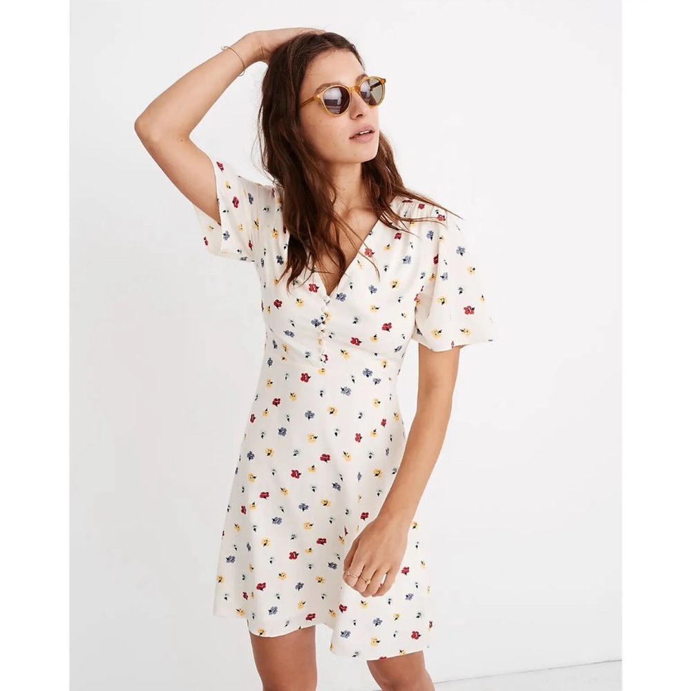 Madewell Orchard Flutter-Sleeve Dress in Confetti Floral